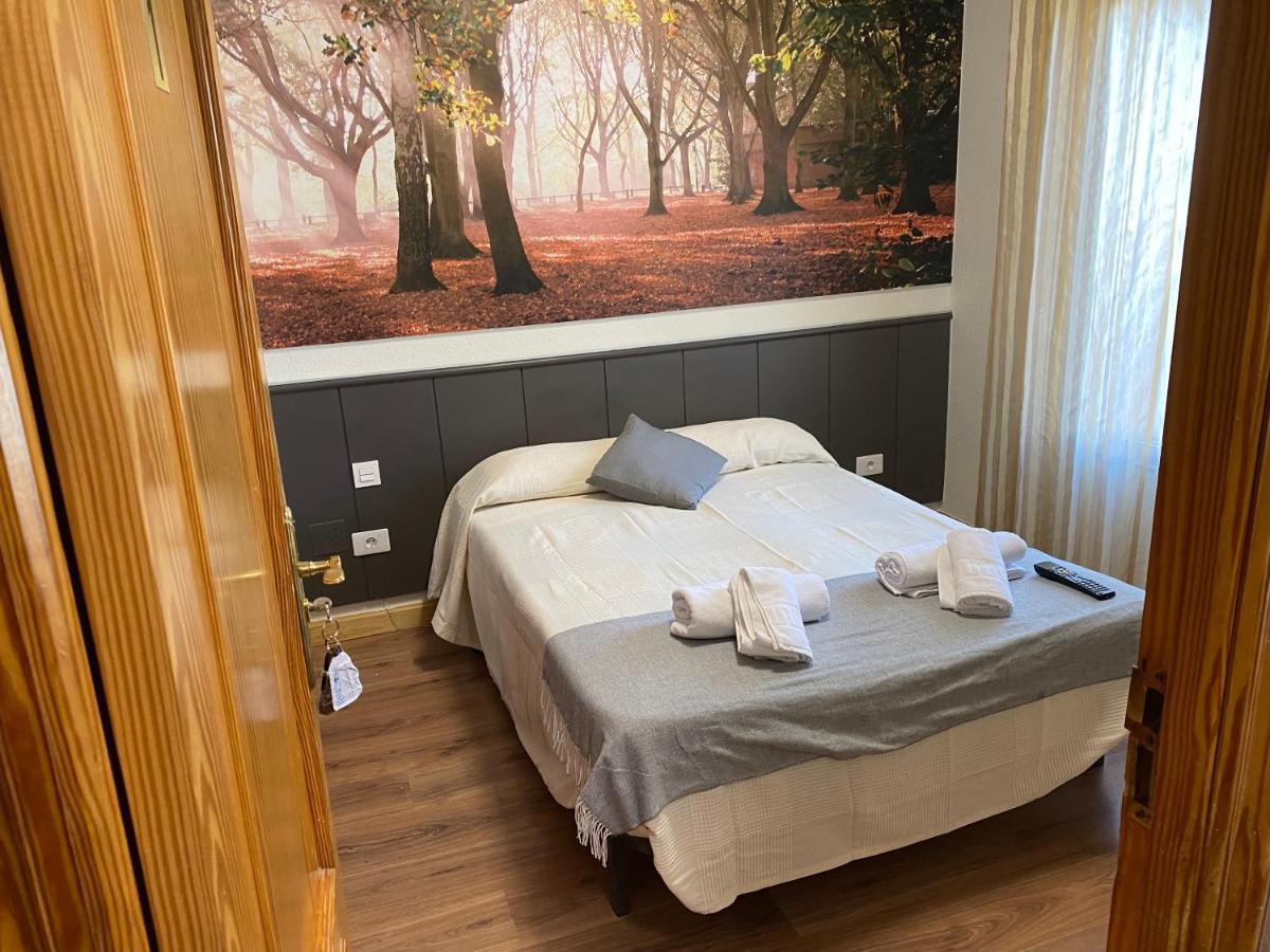 Hostal Restaurante Rio Ubierna Кинтанилья-Вивар Экстерьер фото
